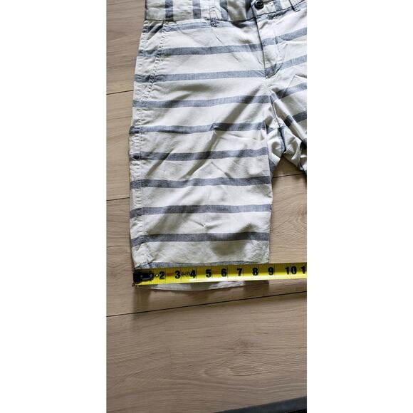 GAP Shorts Lot Mens 29 3pc Stripe Navy Blue Grey Khaki Chino Cotton Summer Set - Picture 7 of 15